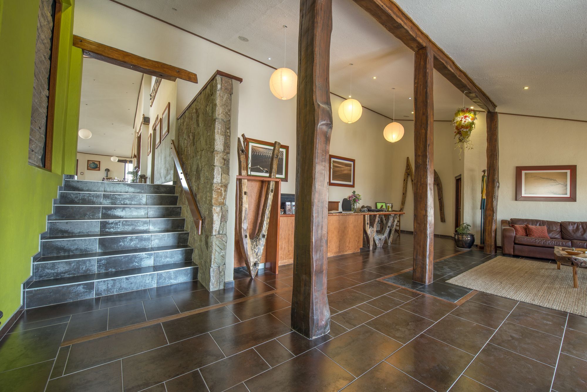 Desert Breeze Lodge Swakopmund Bagian luar foto